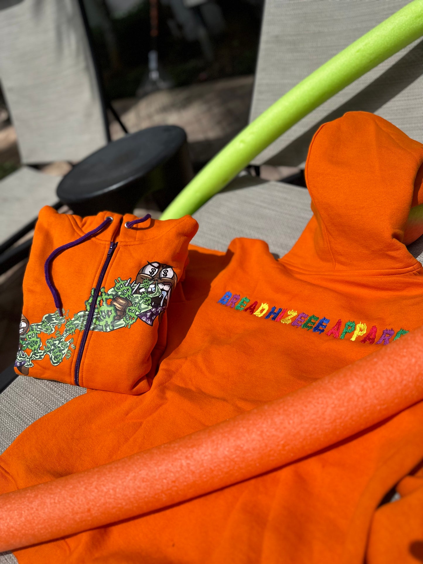 MANGO NOM NOM HOODIE